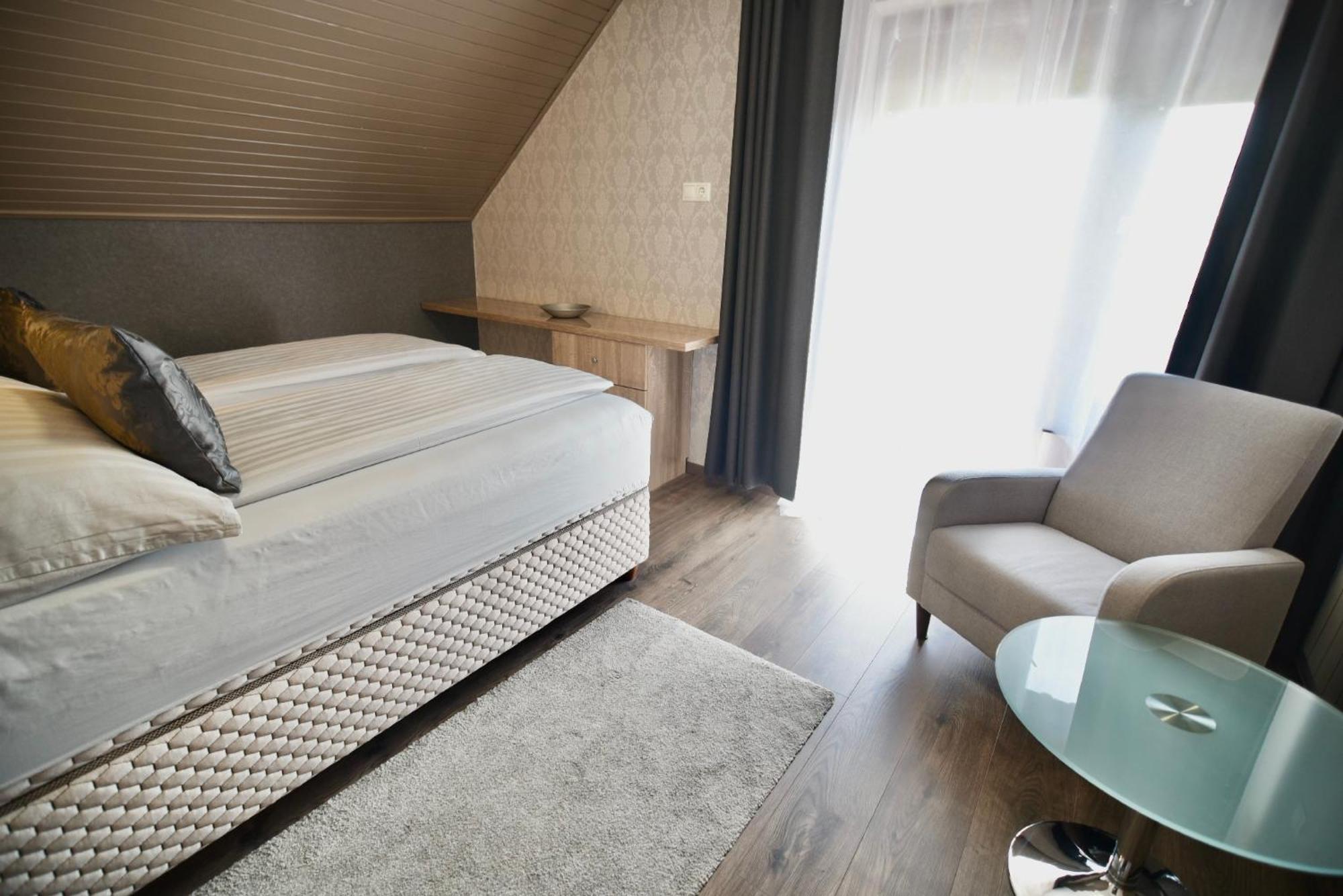 Crystal Apartman Морахалом Экстерьер фото